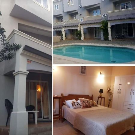 Sunshine Luxurious Villa:4 Mins Walk From Beach Flic-en-Flacq Esterno foto