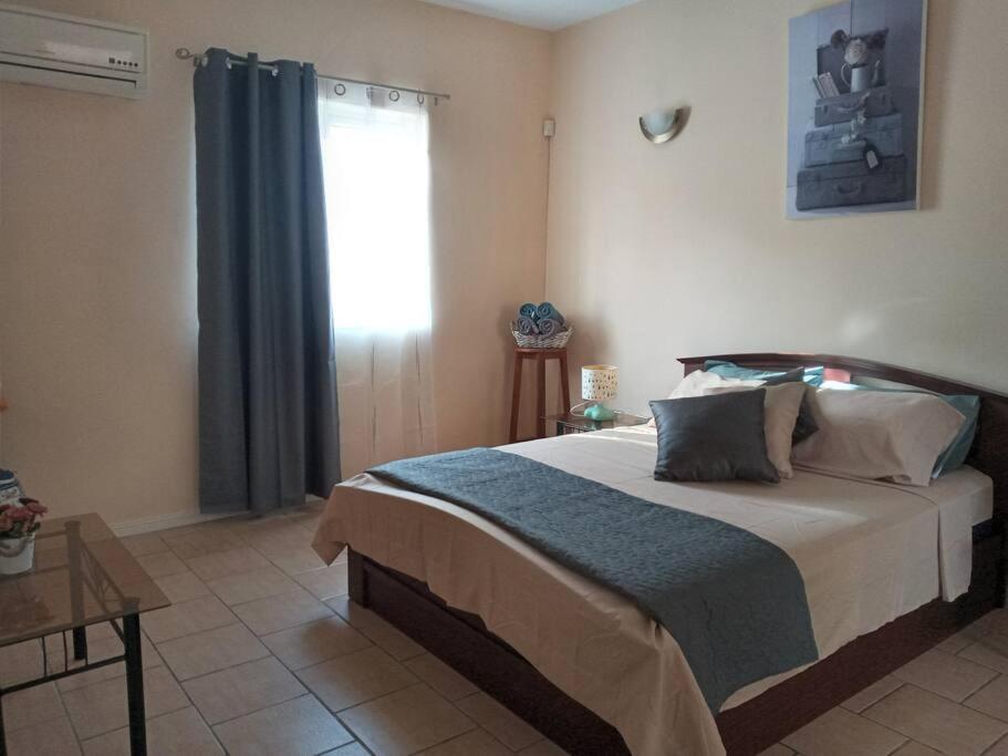 Sunshine Luxurious Villa:4 Mins Walk From Beach Flic-en-Flacq Esterno foto