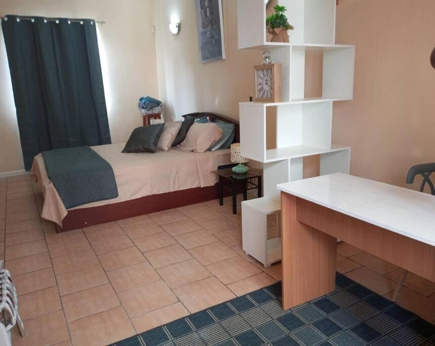 Sunshine Luxurious Villa:4 Mins Walk From Beach Flic-en-Flacq Esterno foto