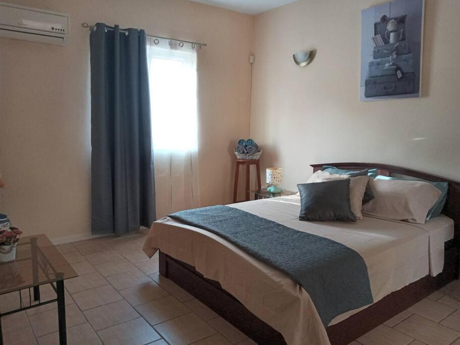 Sunshine Luxurious Villa:4 Mins Walk From Beach Flic-en-Flacq Esterno foto