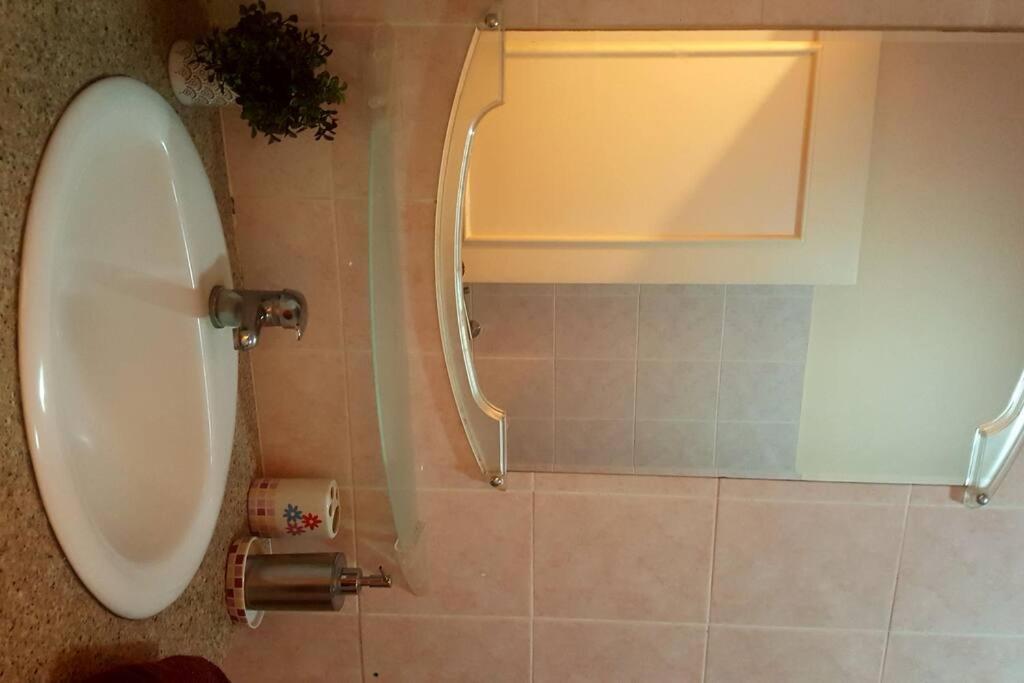 Sunshine Luxurious Villa:4 Mins Walk From Beach Flic-en-Flacq Esterno foto