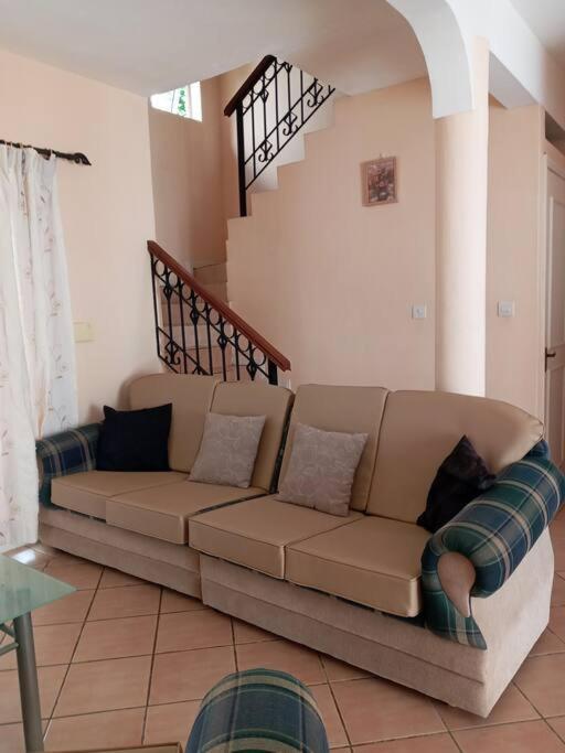 Sunshine Luxurious Villa:4 Mins Walk From Beach Flic-en-Flacq Esterno foto